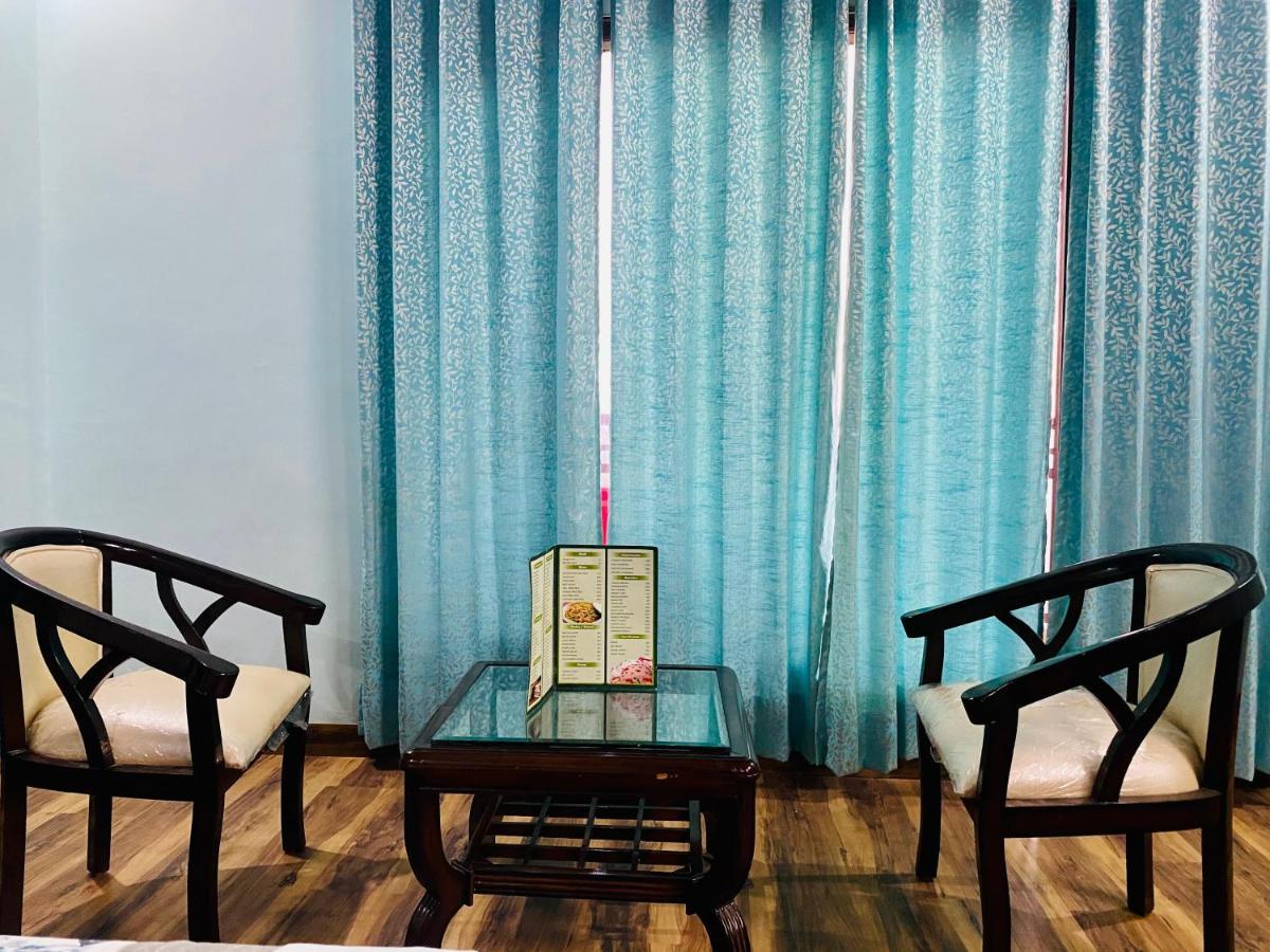 Royal Green Mashobra - Mountain And Valley View Rooms Shimla Bagian luar foto