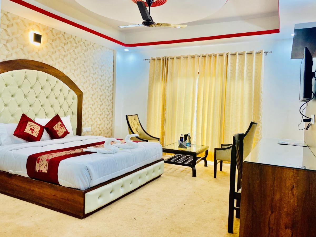 Royal Green Mashobra - Mountain And Valley View Rooms Shimla Bagian luar foto
