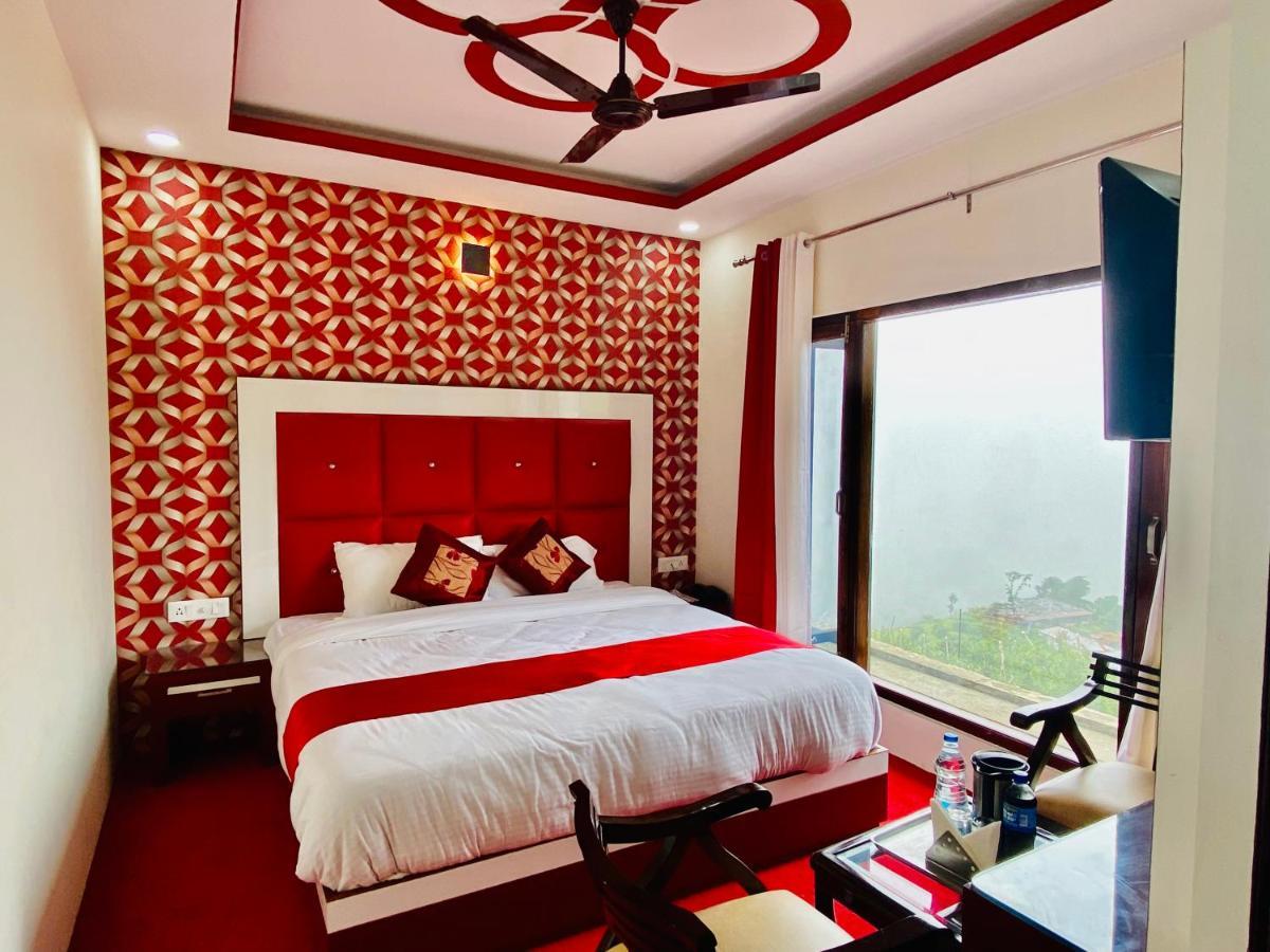 Royal Green Mashobra - Mountain And Valley View Rooms Shimla Bagian luar foto