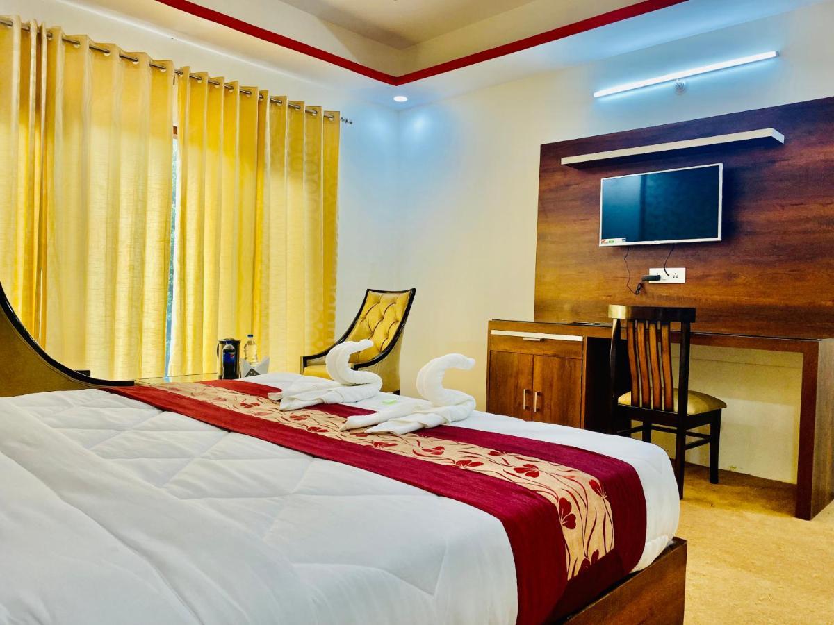 Royal Green Mashobra - Mountain And Valley View Rooms Shimla Bagian luar foto