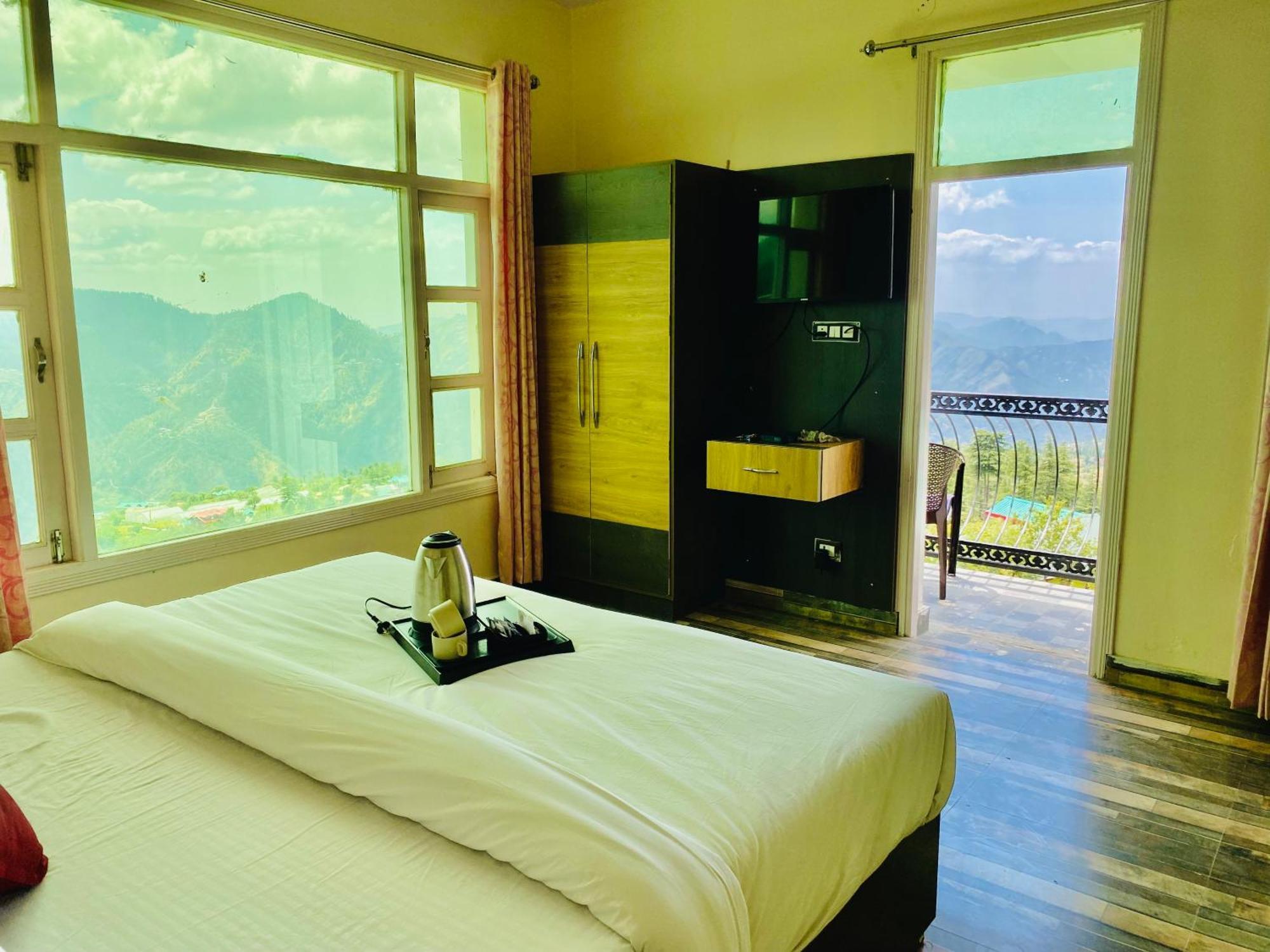 Royal Green Mashobra - Mountain And Valley View Rooms Shimla Bagian luar foto