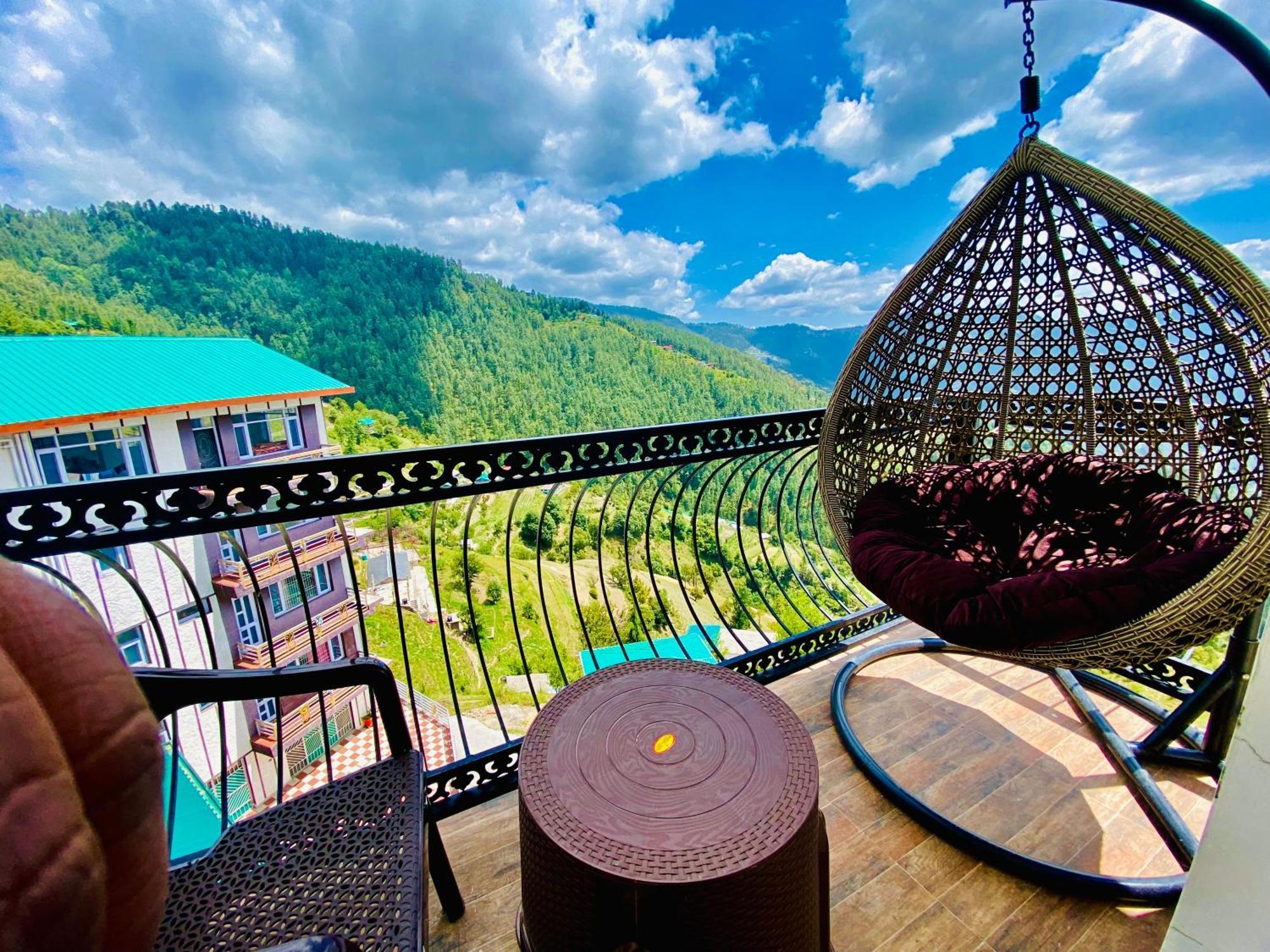 Royal Green Mashobra - Mountain And Valley View Rooms Shimla Bagian luar foto