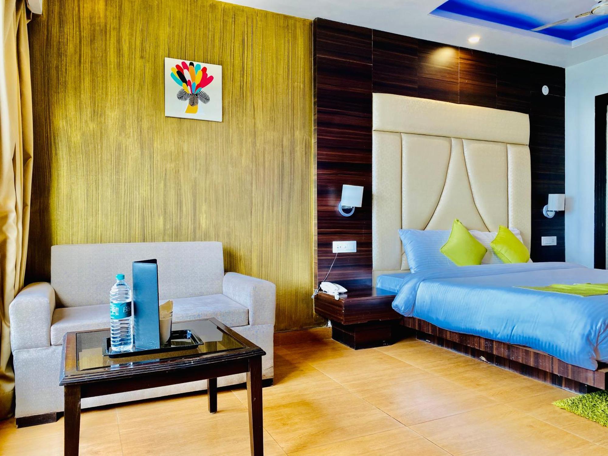 Royal Green Mashobra - Mountain And Valley View Rooms Shimla Bagian luar foto