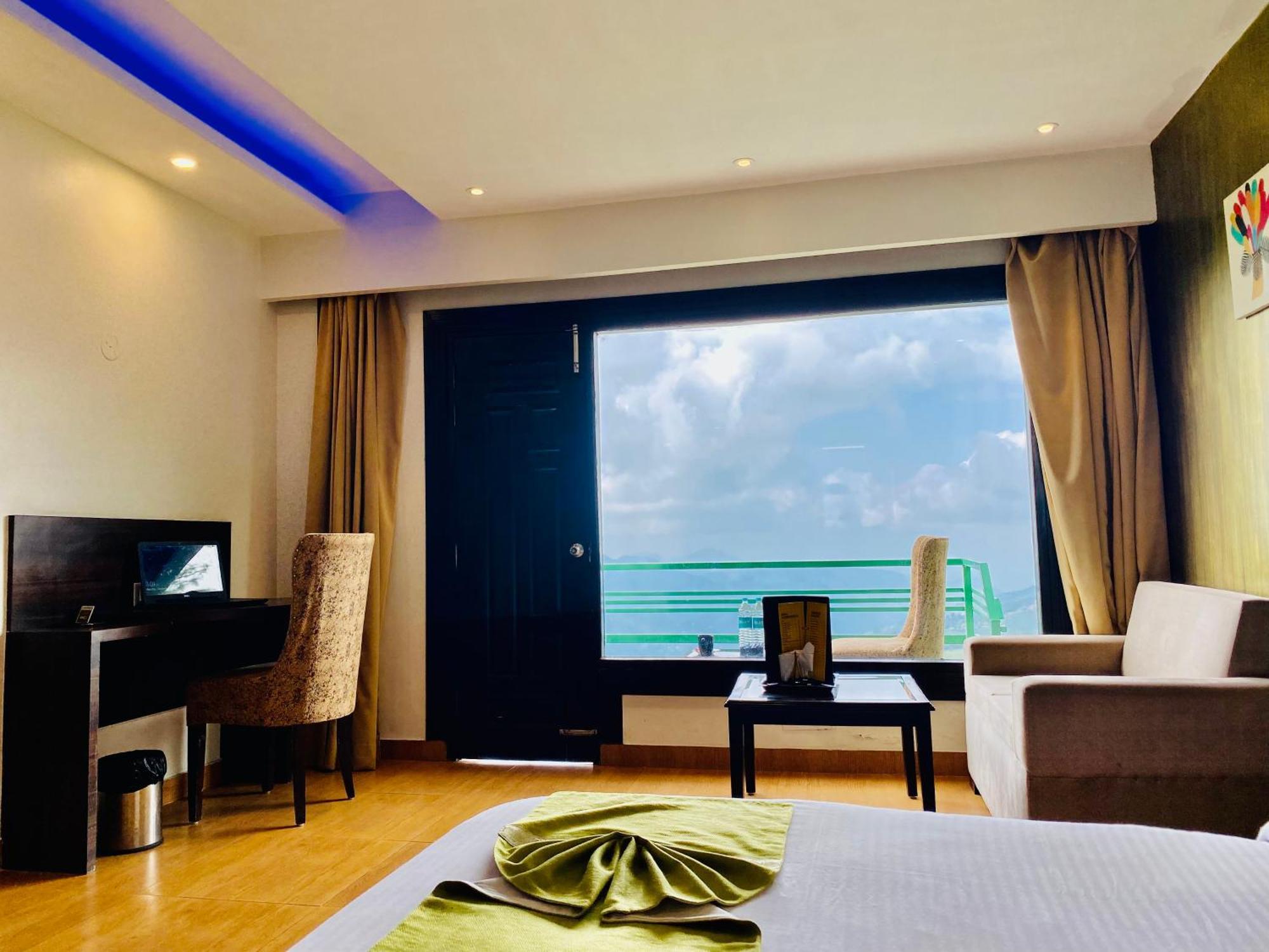 Royal Green Mashobra - Mountain And Valley View Rooms Shimla Bagian luar foto