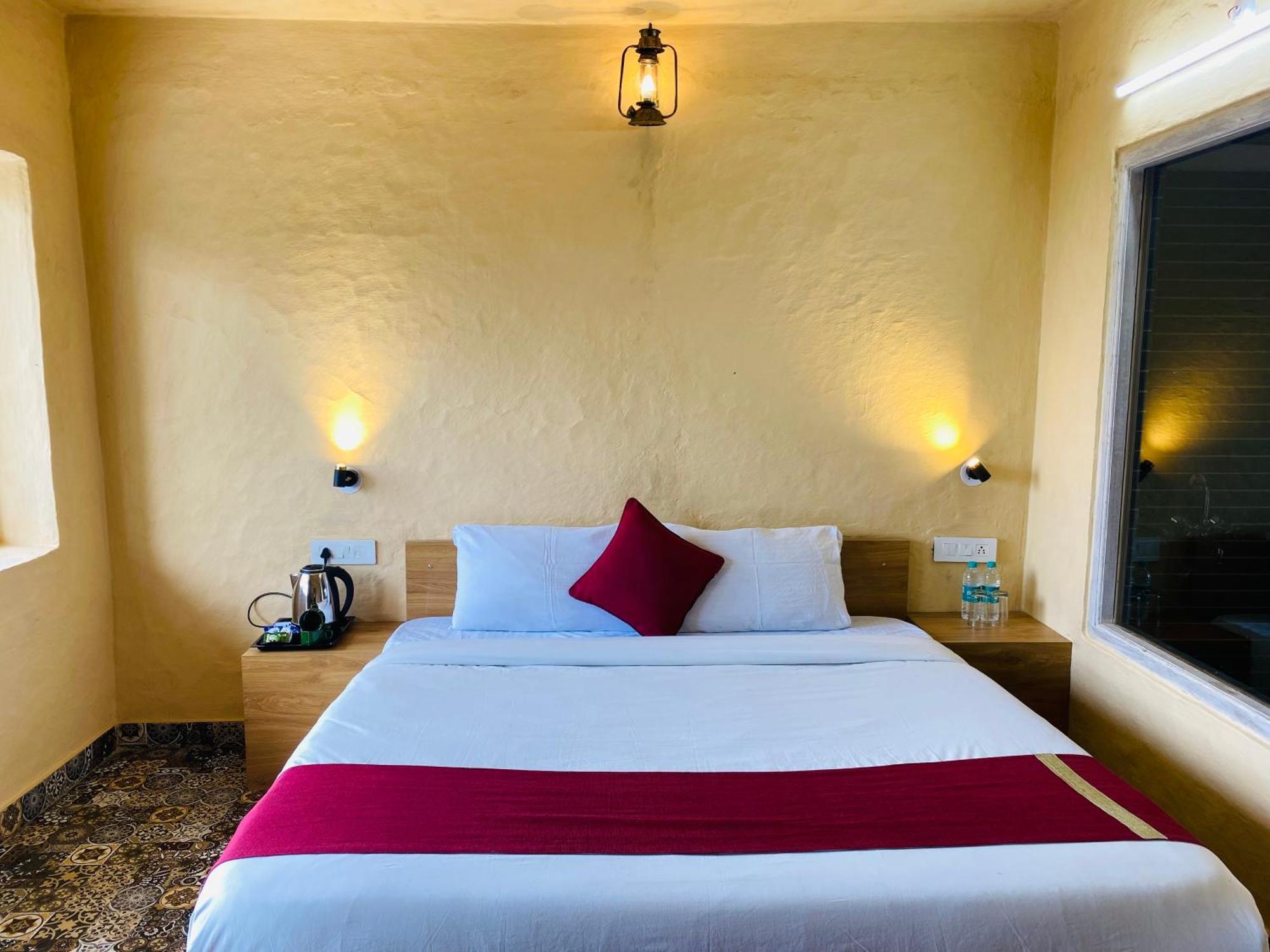 Royal Green Mashobra - Mountain And Valley View Rooms Shimla Bagian luar foto